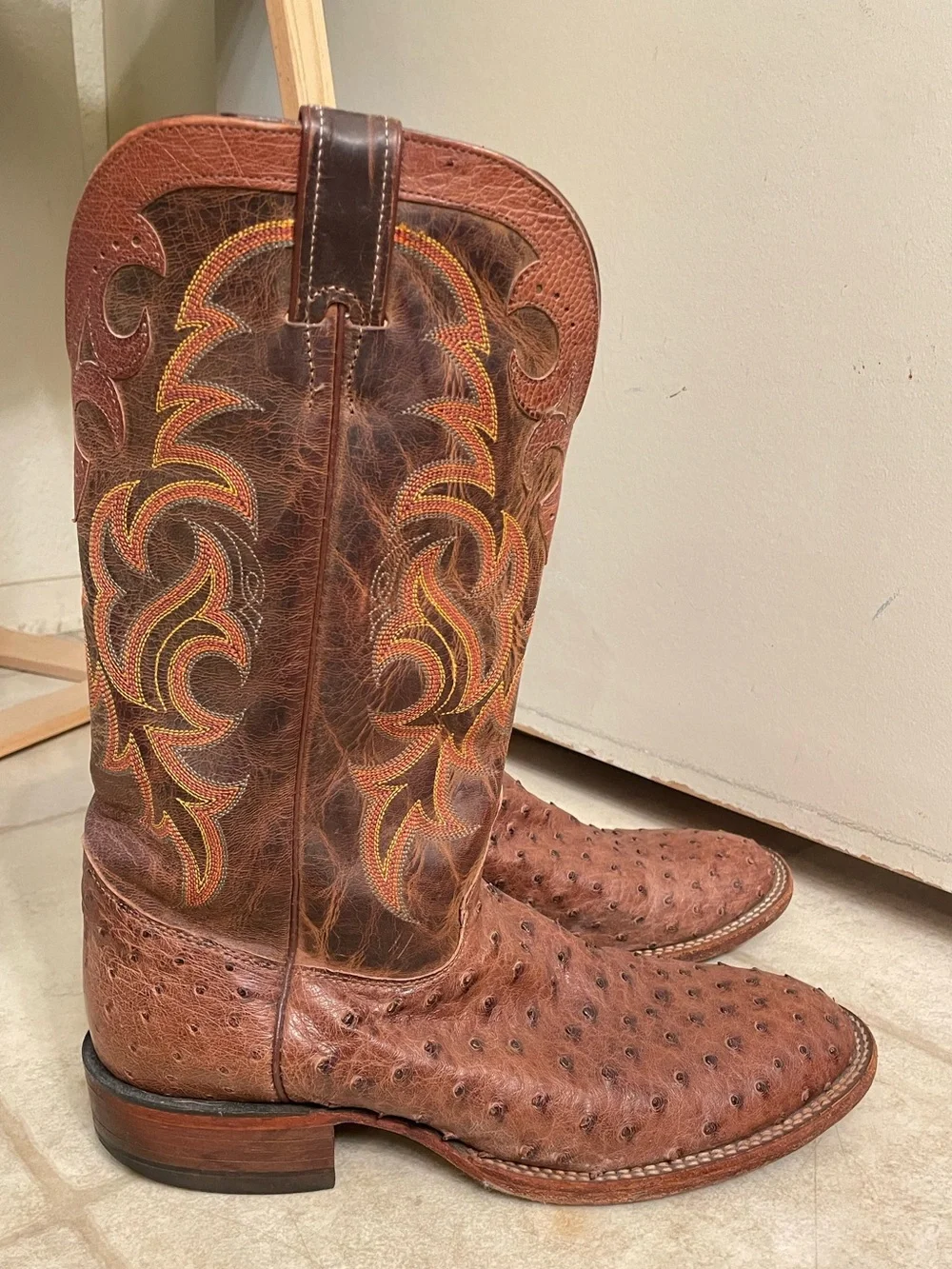 Vintage Justin Men's Full Quill Ostrich Cowboy Boots.